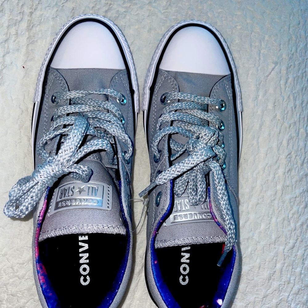 Grey converse. Perfect condition, never worn!